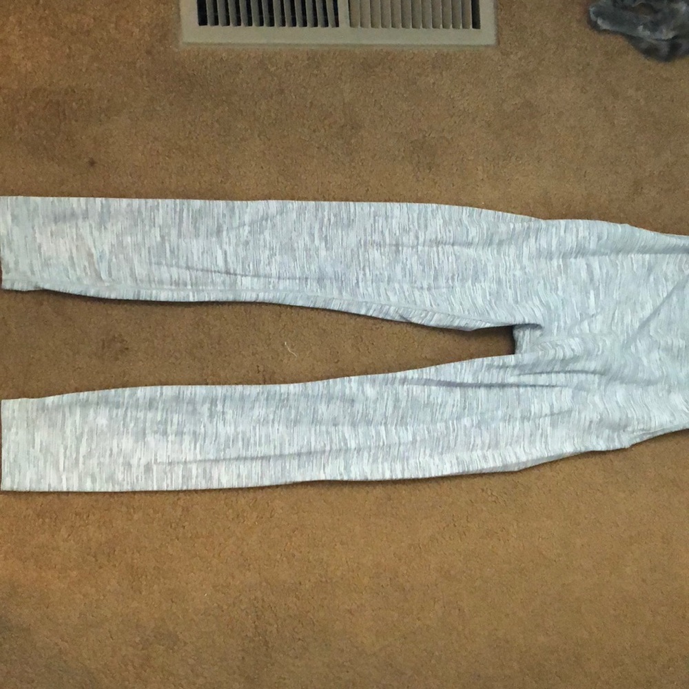 Size 4 lululemon